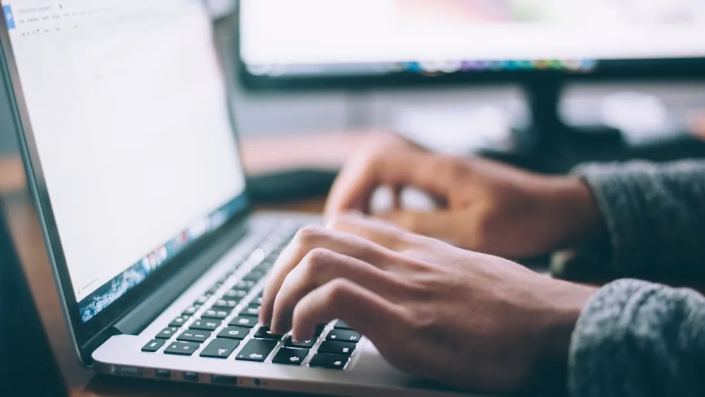 Reviewing hard and soft email bounces in a deliverability dashboard